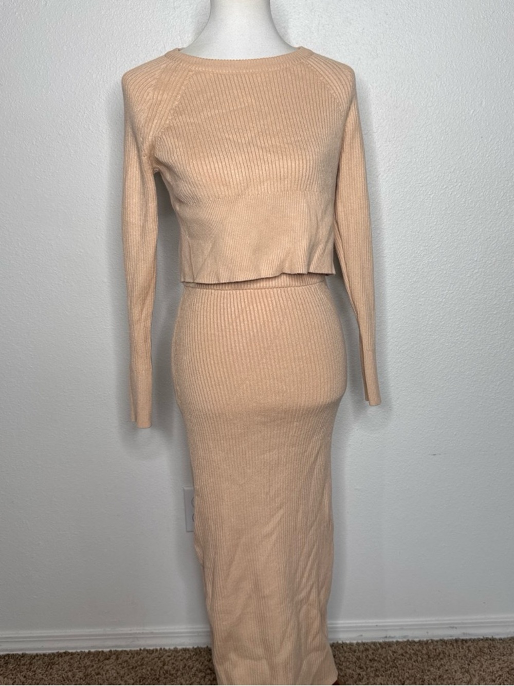 Ribbed Knit Midi Skirt in Beige